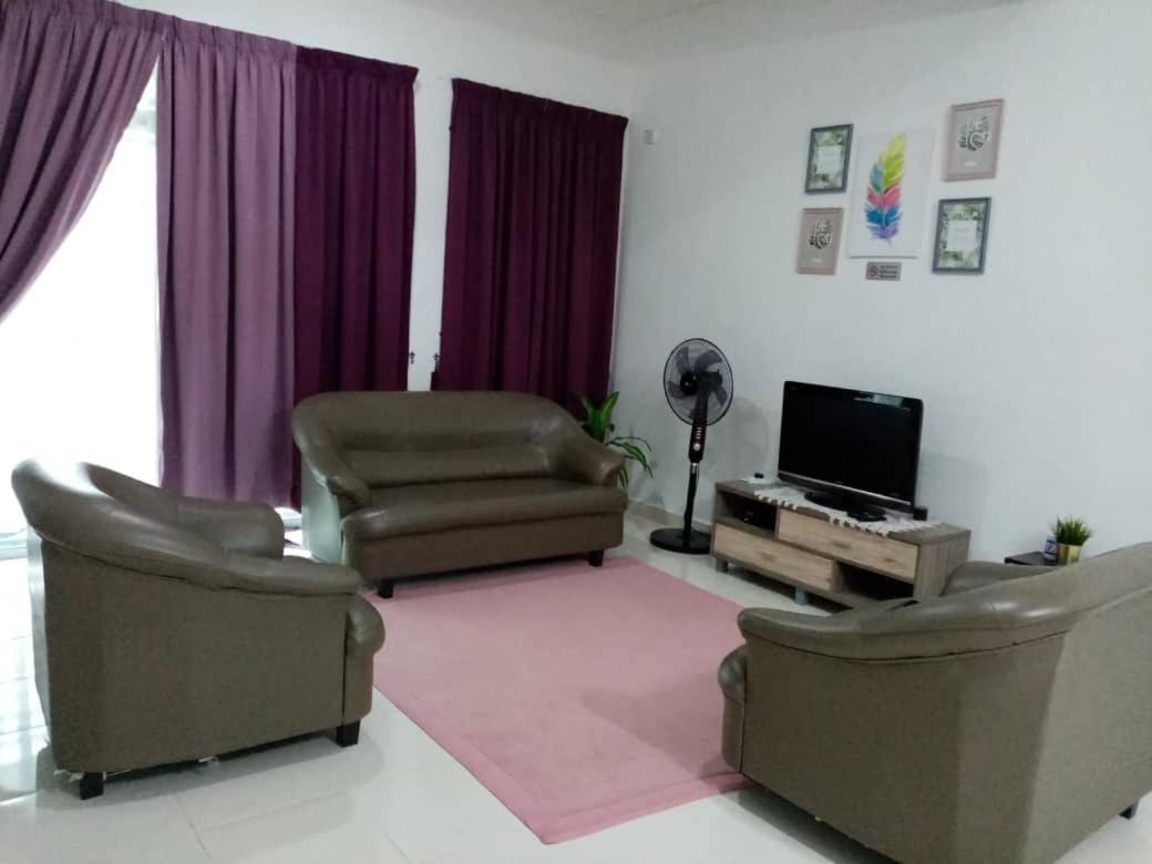 Homestay Seri Takir Kuala Terengganu Exteriör bild